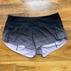 lululemon Speed Up Low-Rise Lined Short 2.5", size 6, black & pink